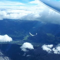 Flugwegposition um 11:56:07: Aufgenommen in der Nähe von Gemeinde Vomp, Österreich in 4403 Meter